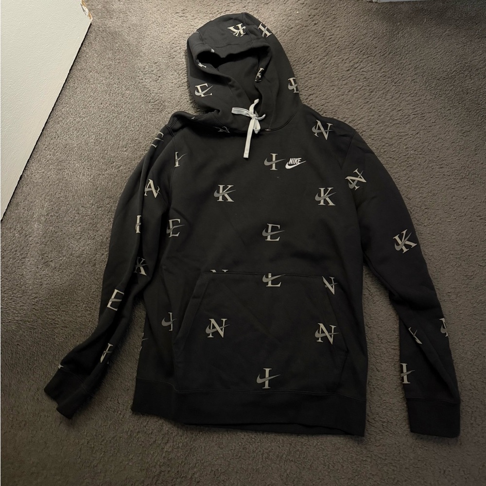 Nike Black and Gray Patterned Hoodie